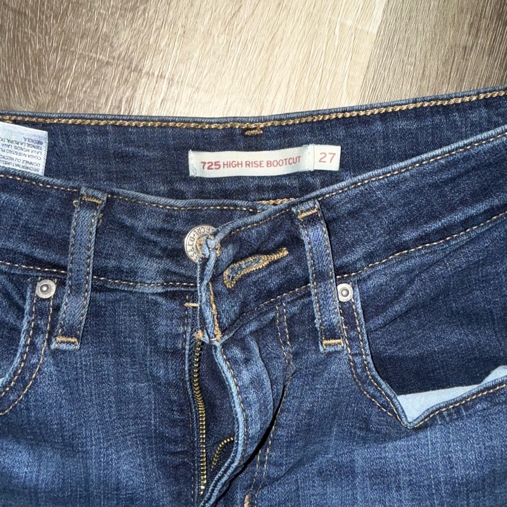 Levi’s bootcut - Picture 2 of 2